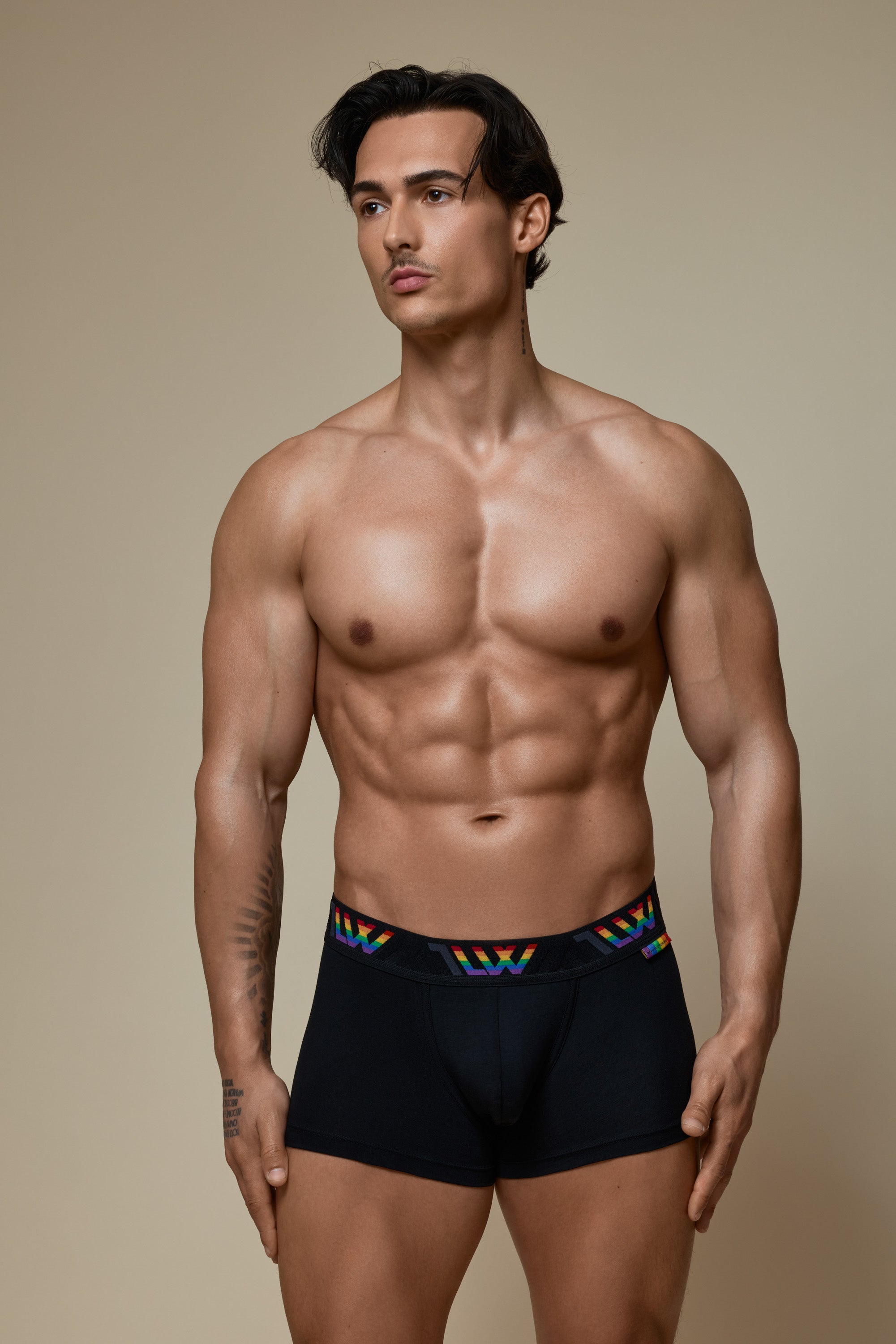 VISIBLY TRUNK PRIDE - BLACK