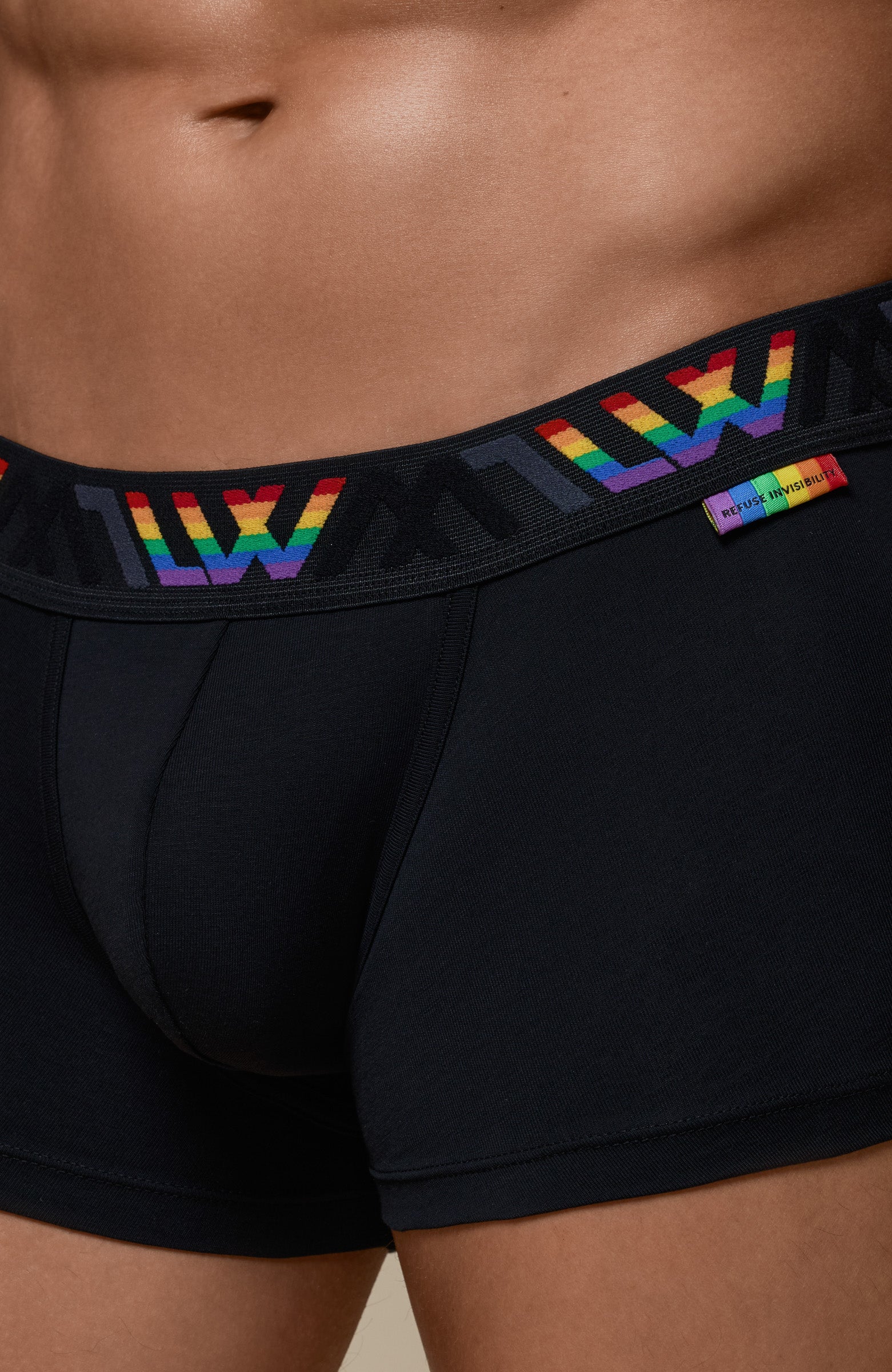 VISIBLY TRUNK PRIDE - BLACK