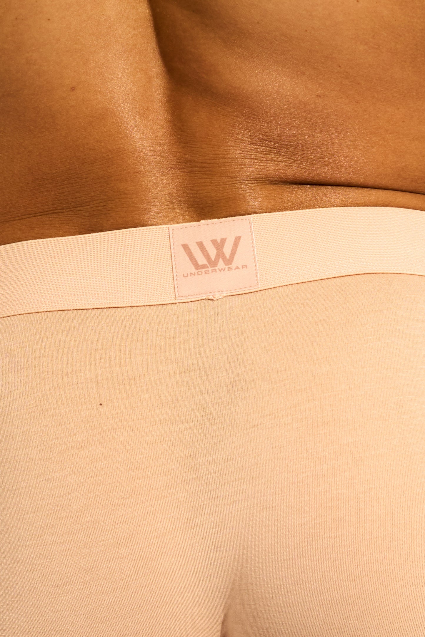 SKIN TRUNK - TOASTED ALMOND