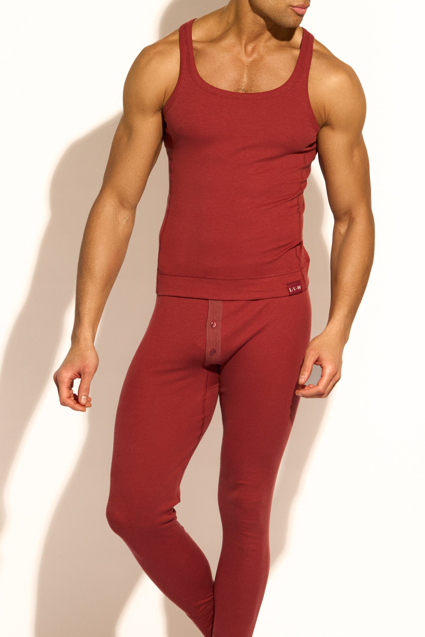 ESSENTIAL TANK TOP MODERN FIT - BRANDY SNIFTER