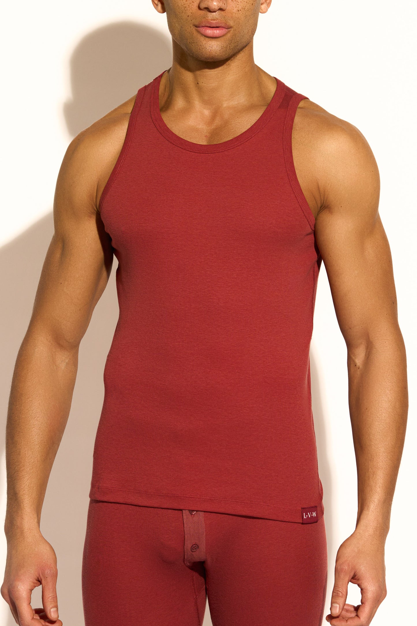 ESSENTIAL TANK TOP REGULAR FIT - BRANDY SNIFTER