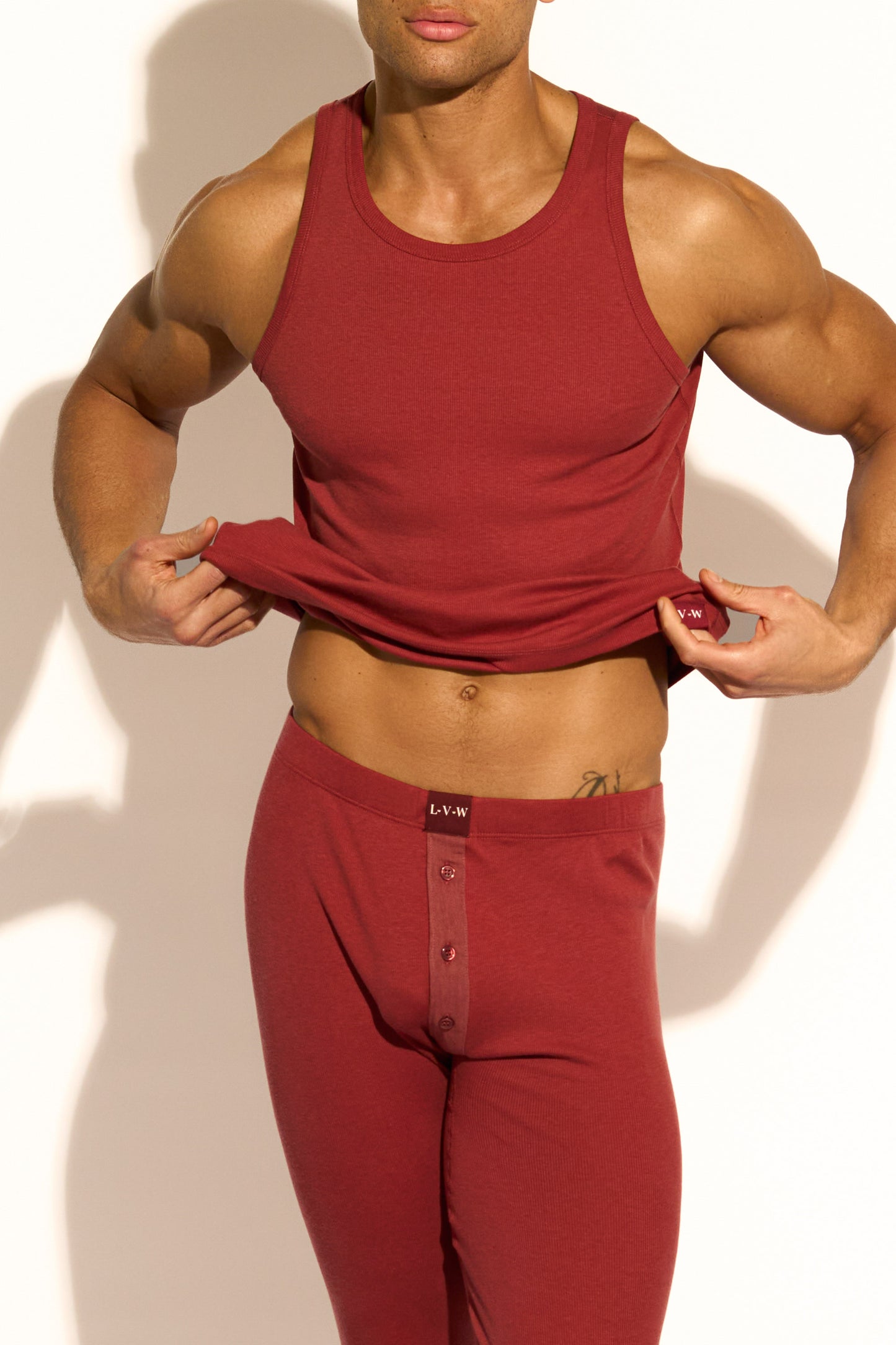 ESSENTIAL TANK TOP REGULAR FIT - BRANDY SNIFTER