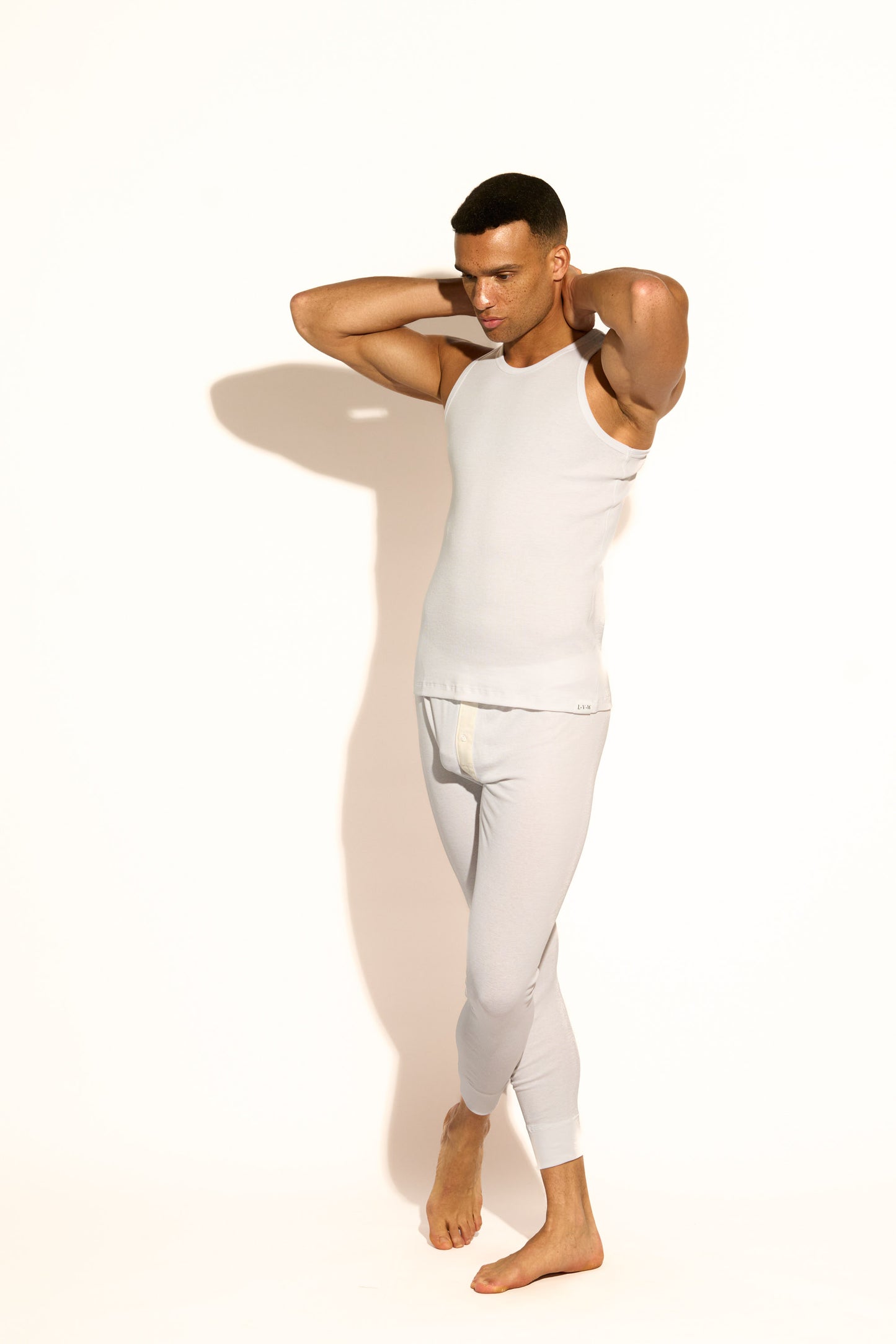 ESSENTIAL TANK TOP REGULAR FIT - WHITE