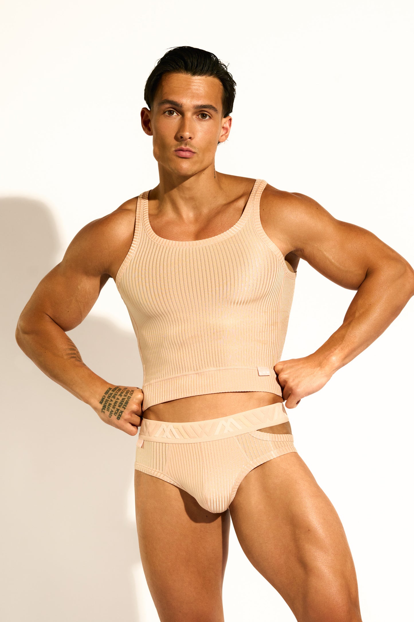 SIGNATURE EXCLUSIVE REVEALING BRIEF - BABY PINK