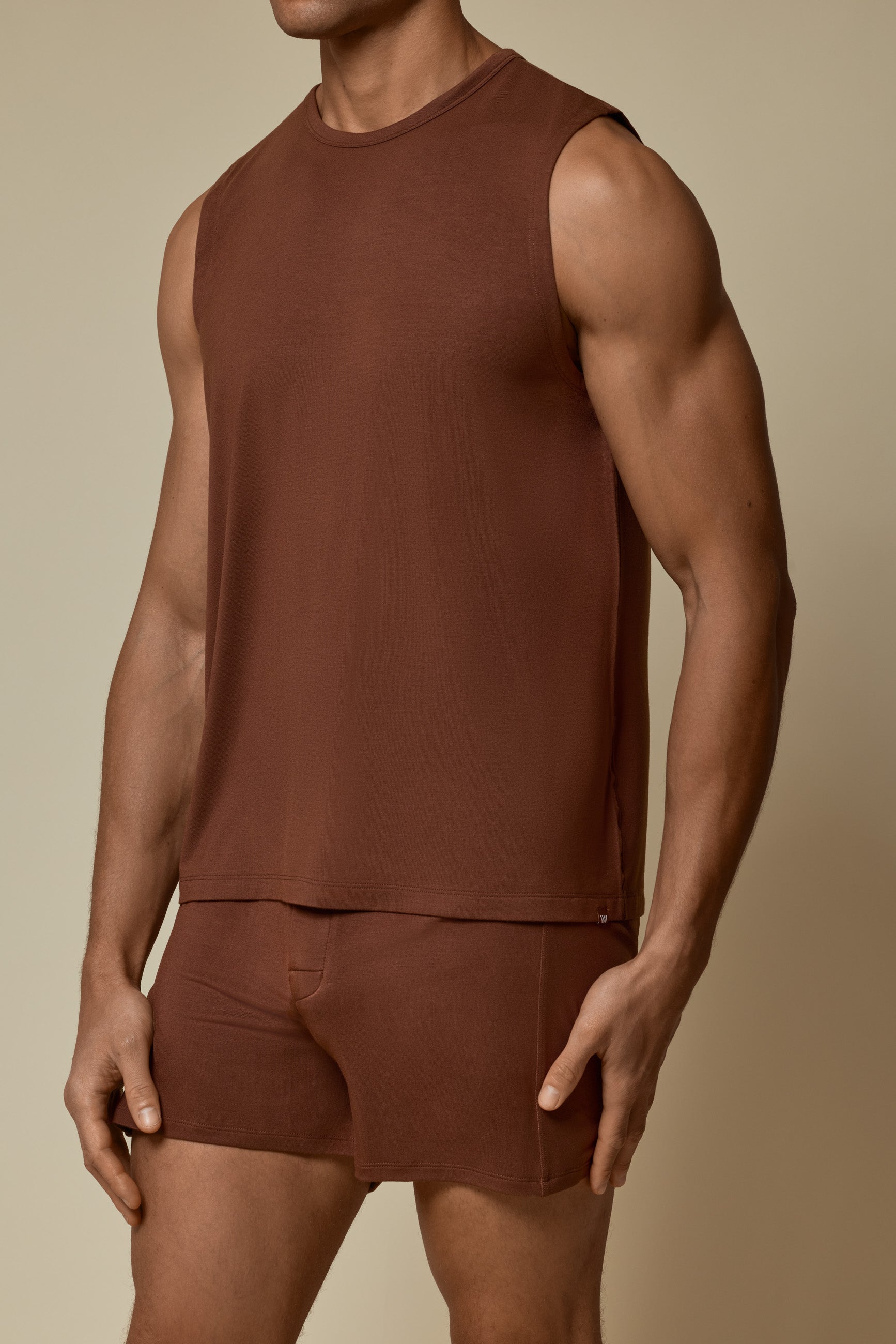 SECOND SKIN NO-SLEEVE SHIRT - CAPPUCCINO