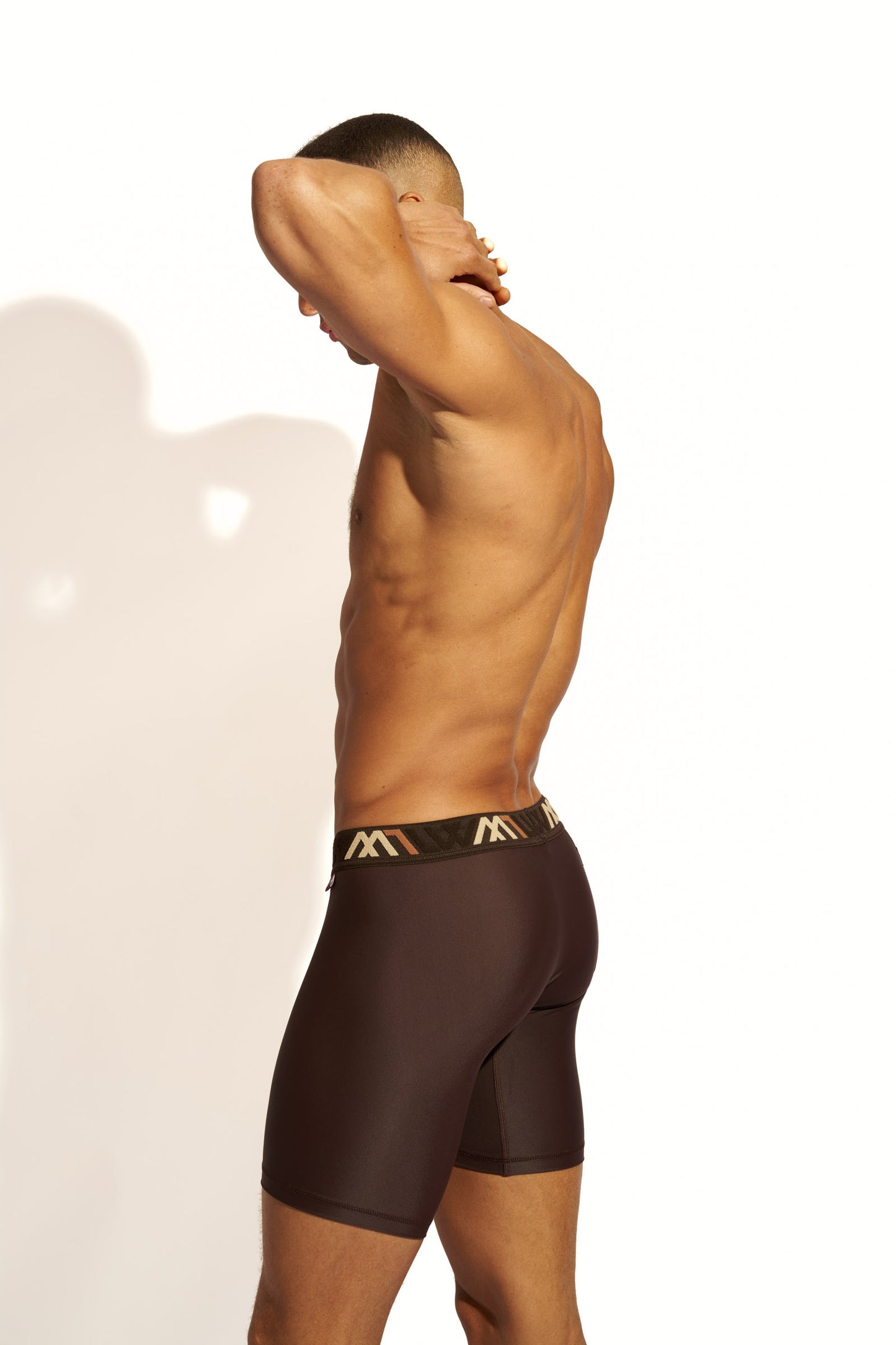 SIGNATURE HYBRID BIKER SHORT - ESPRESSO