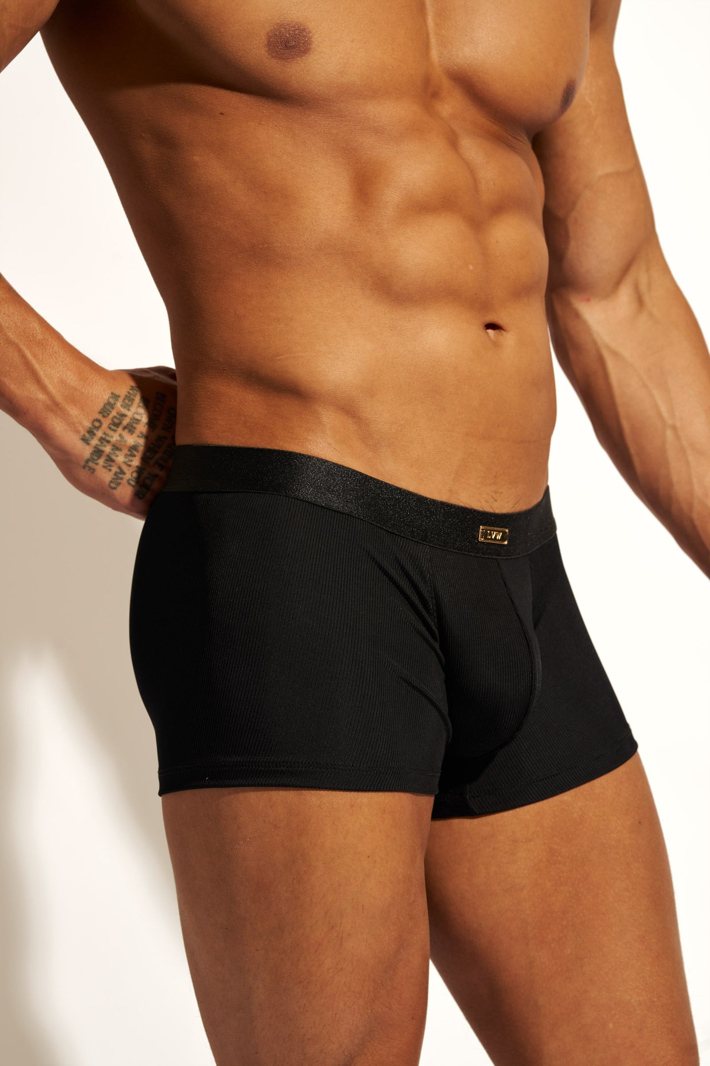GOLD TRUNK - BLACK