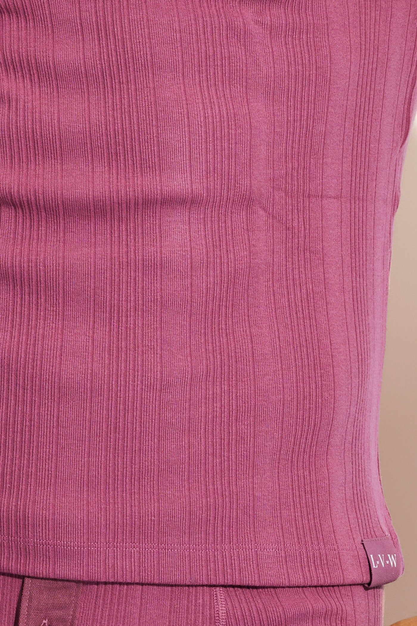 ESSENTIAL EXCLUSIVE TANK TOP REGULAR FIT - WINE