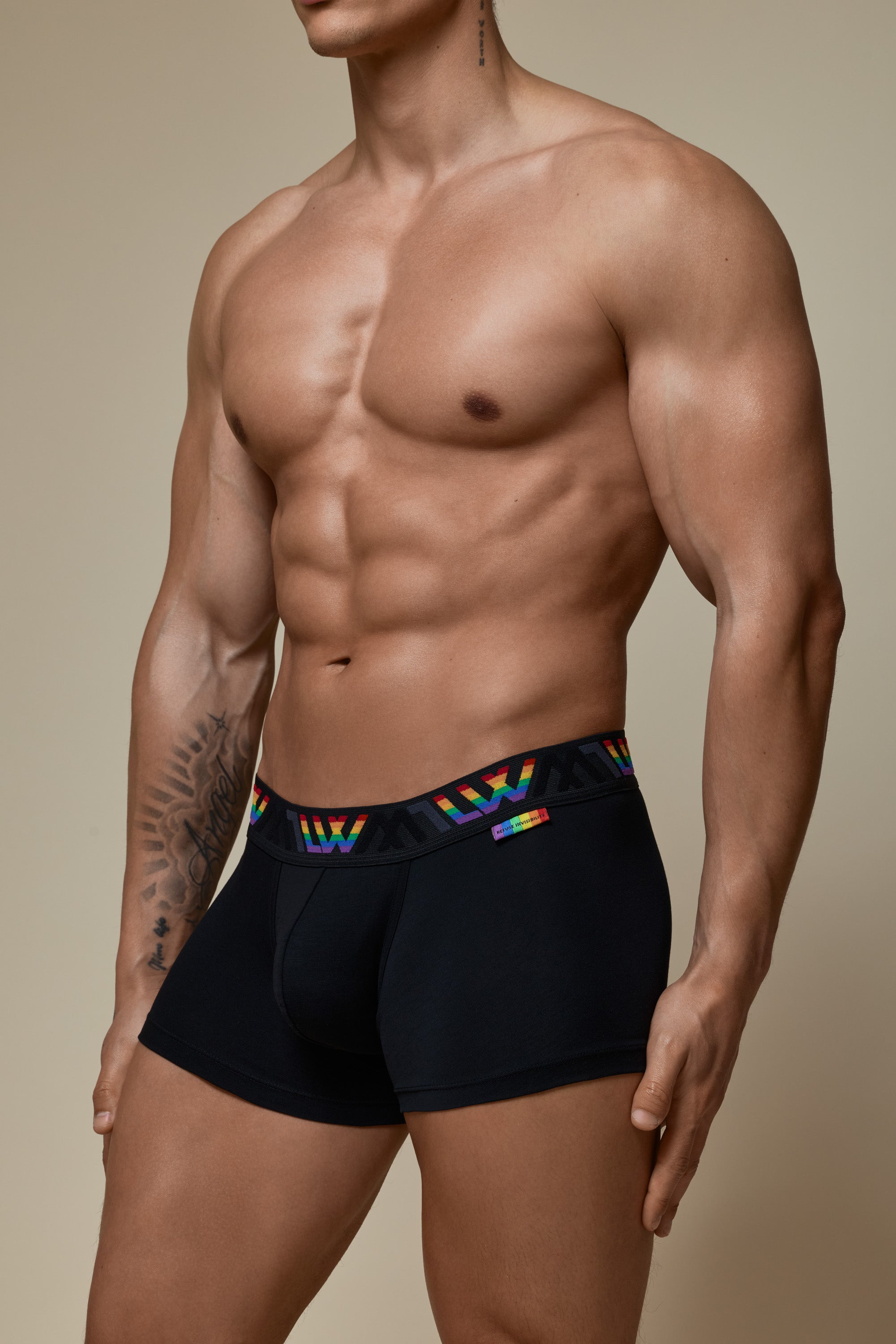 VISIBLY TRUNK PRIDE - BLACK