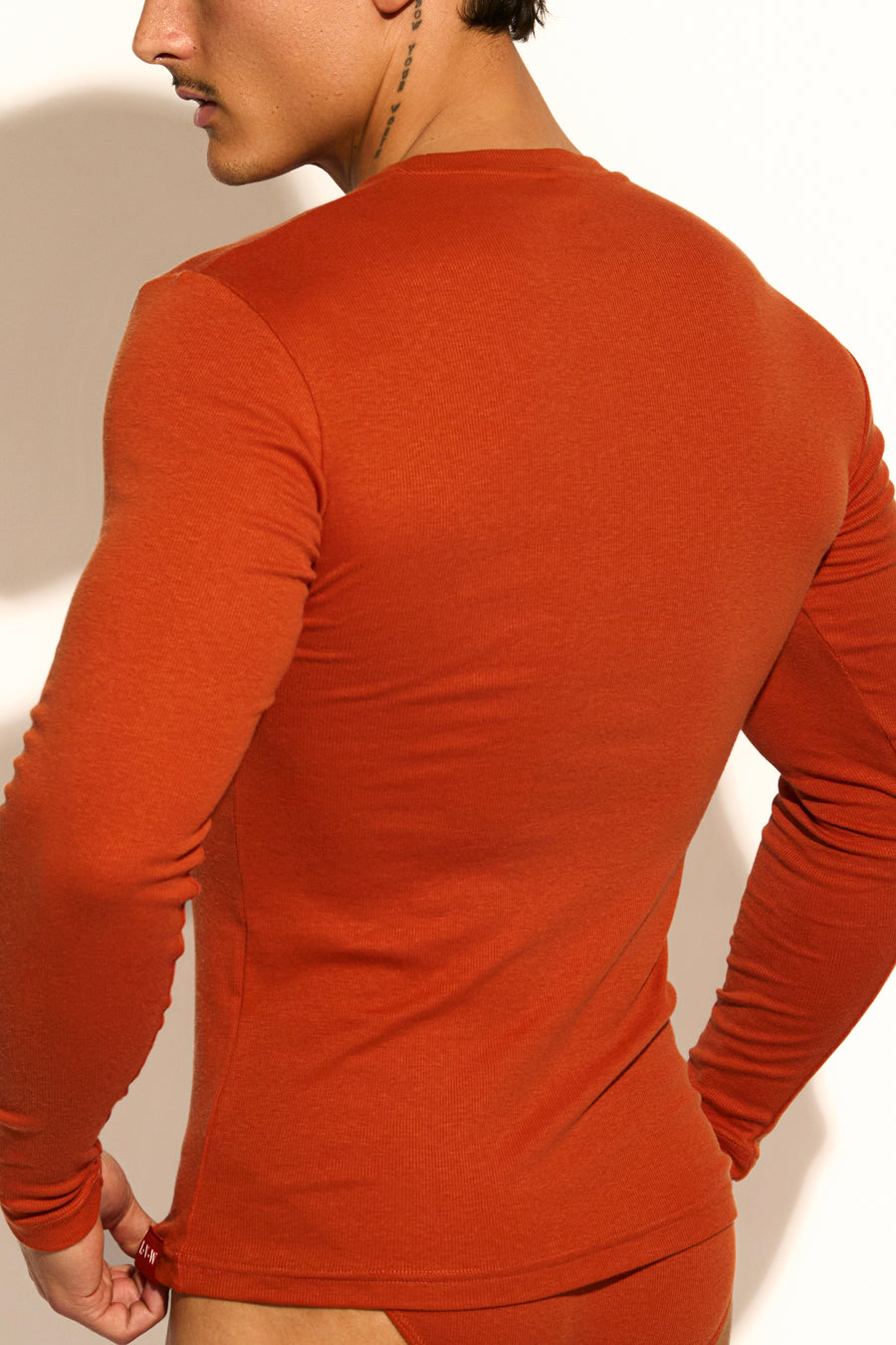 ESSENTIAL LONG SLEEVE TEE - CINNAMON
