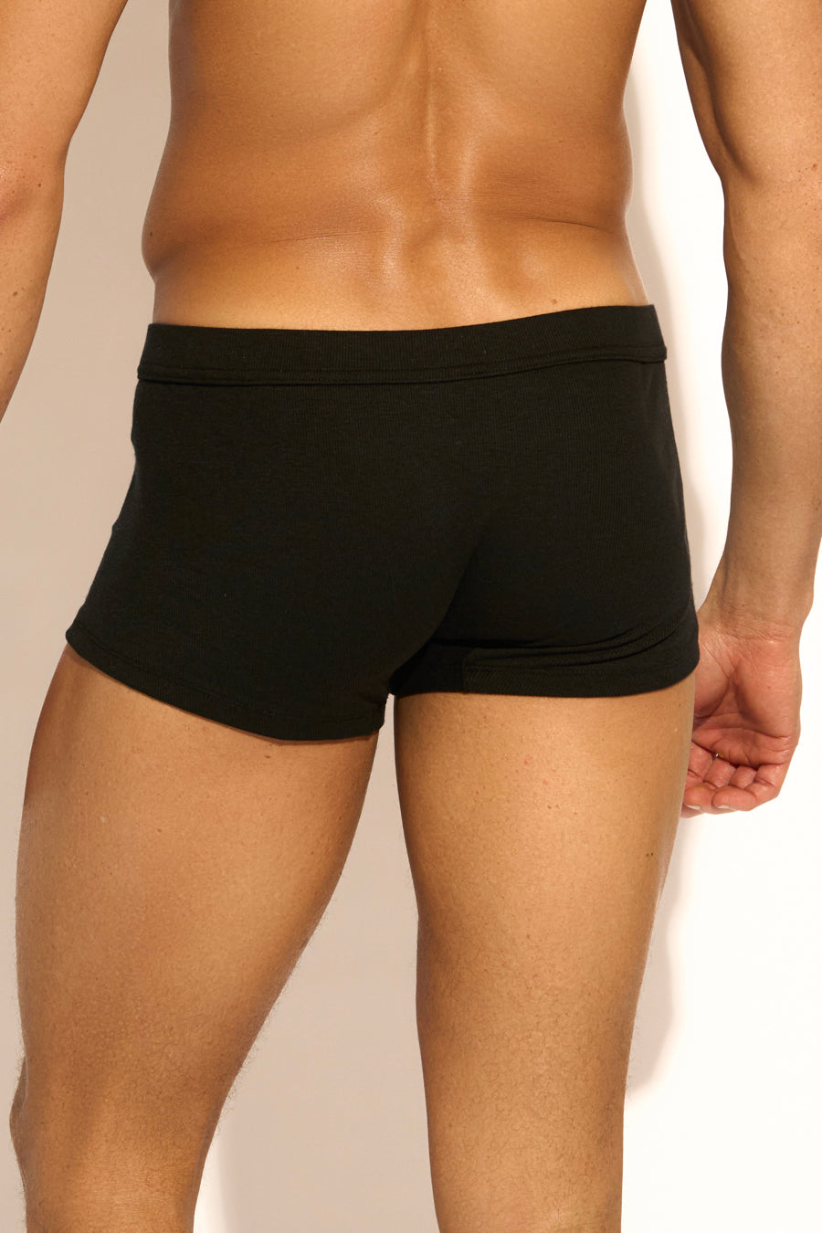 ESSENTIAL CLASSIC TRUNK - BLACK