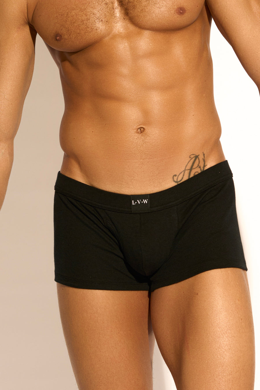 ESSENTIAL CLASSIC TRUNK - BLACK