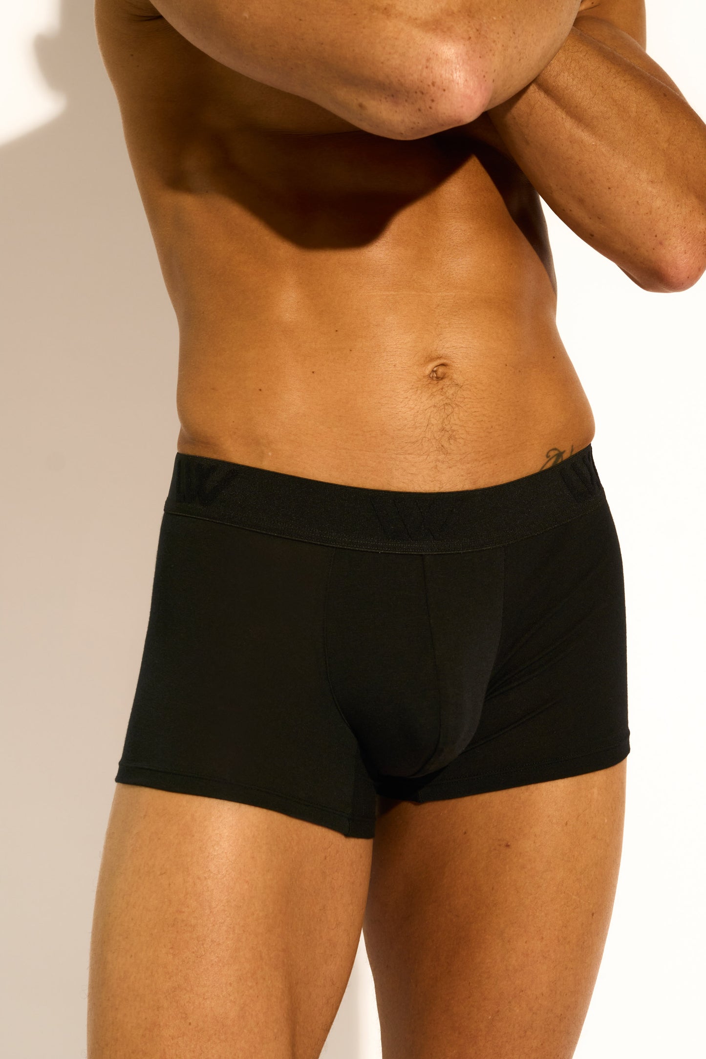 SKIN TRUNK - BLACK