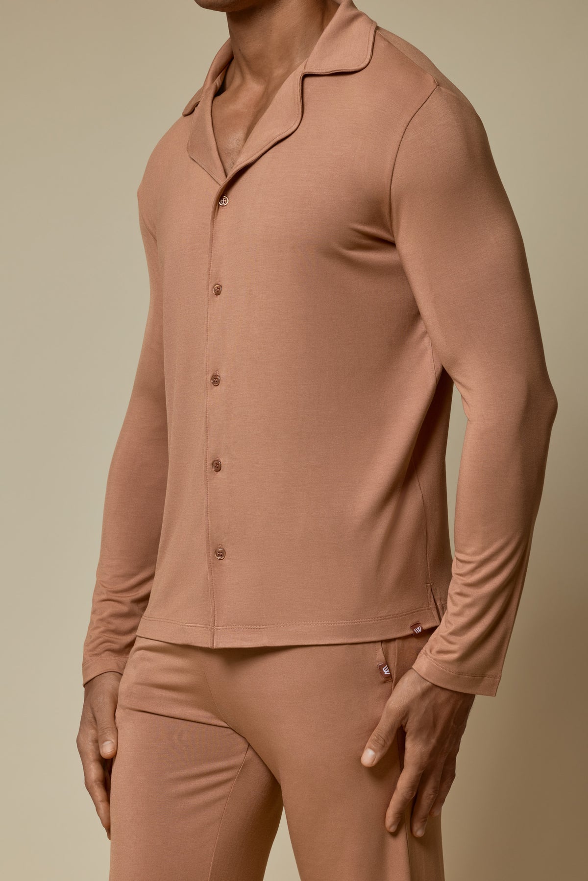 SECOND SKIN V-NECK LONG SLEEVE - MOCHA