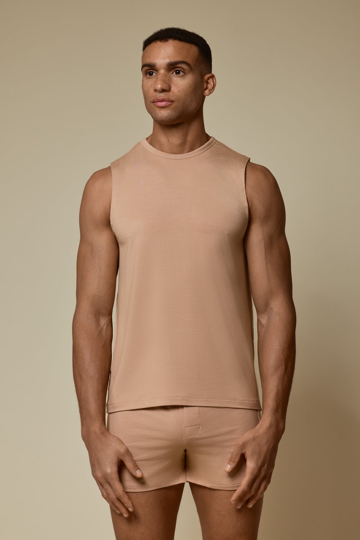 SECOND SKIN NO-SLEEVE SHIRT - BRUSH