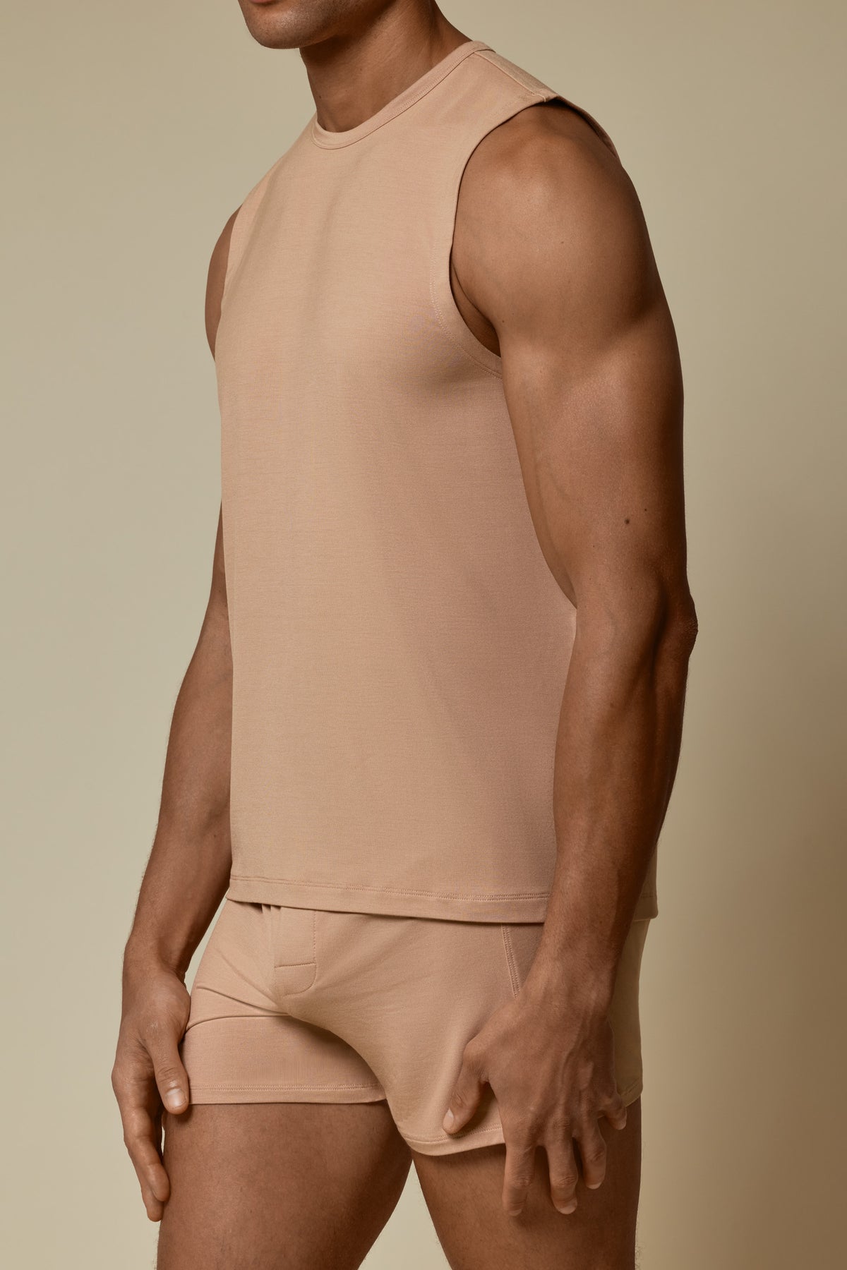 SECOND SKIN NO-SLEEVE SHIRT - BRUSH