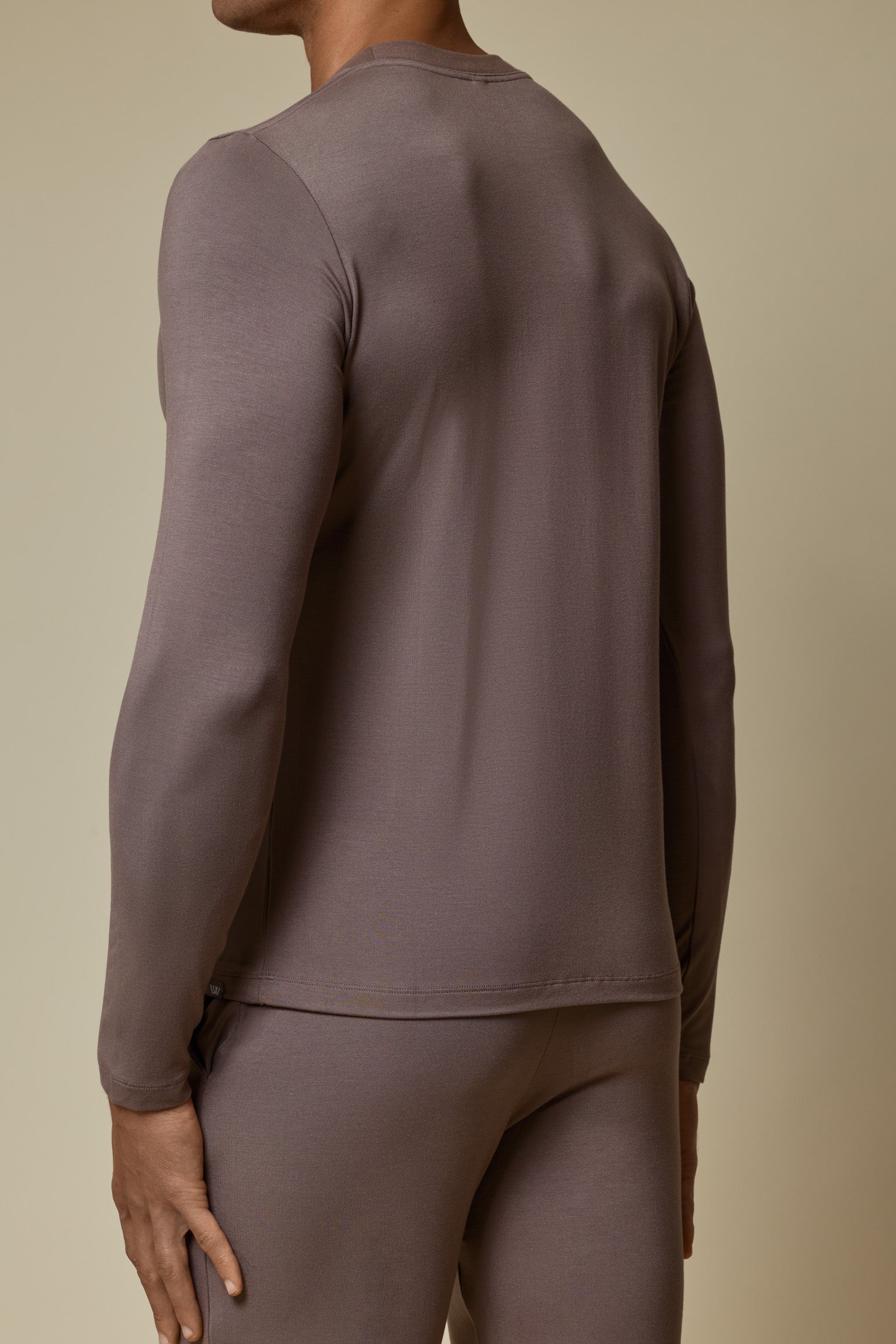 SECOND SKIN LONG SLEEVE TEE - DEEP TAUPE