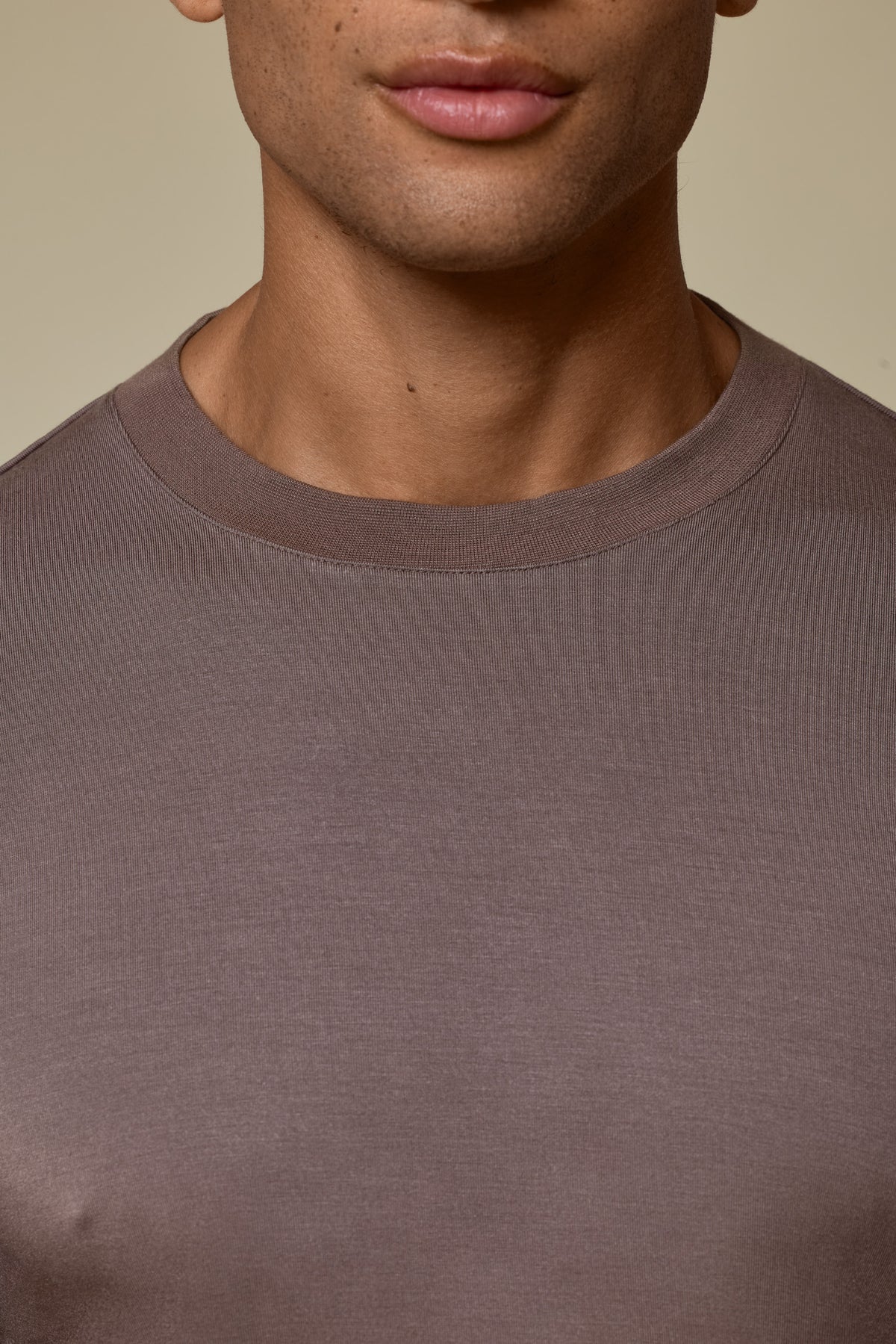 SECOND SKIN LONG SLEEVE TEE - DEEP TAUPE