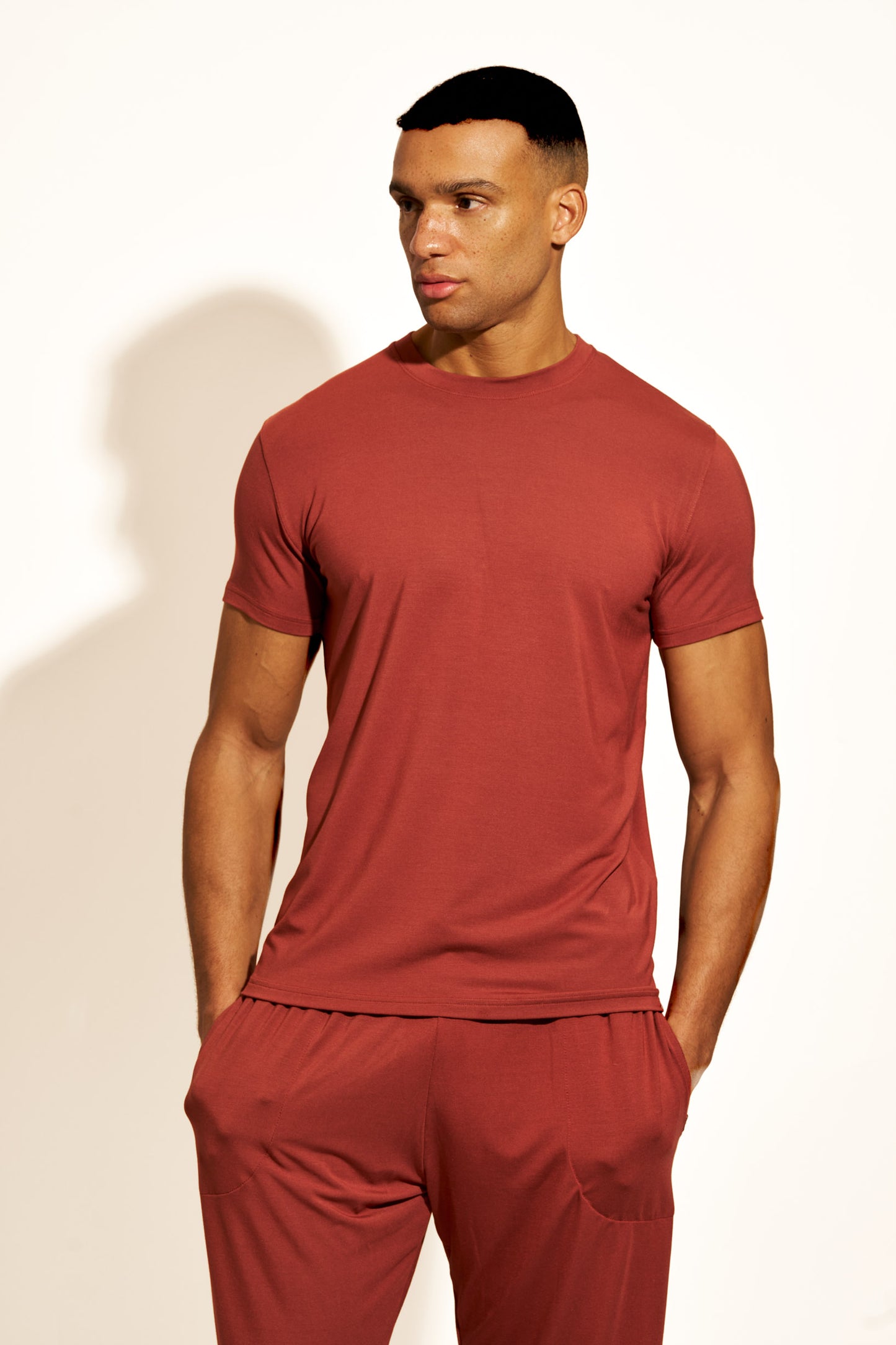 PREMIUM LOUNGEWEAR T-SHIRT - BRANDY SNIFTER