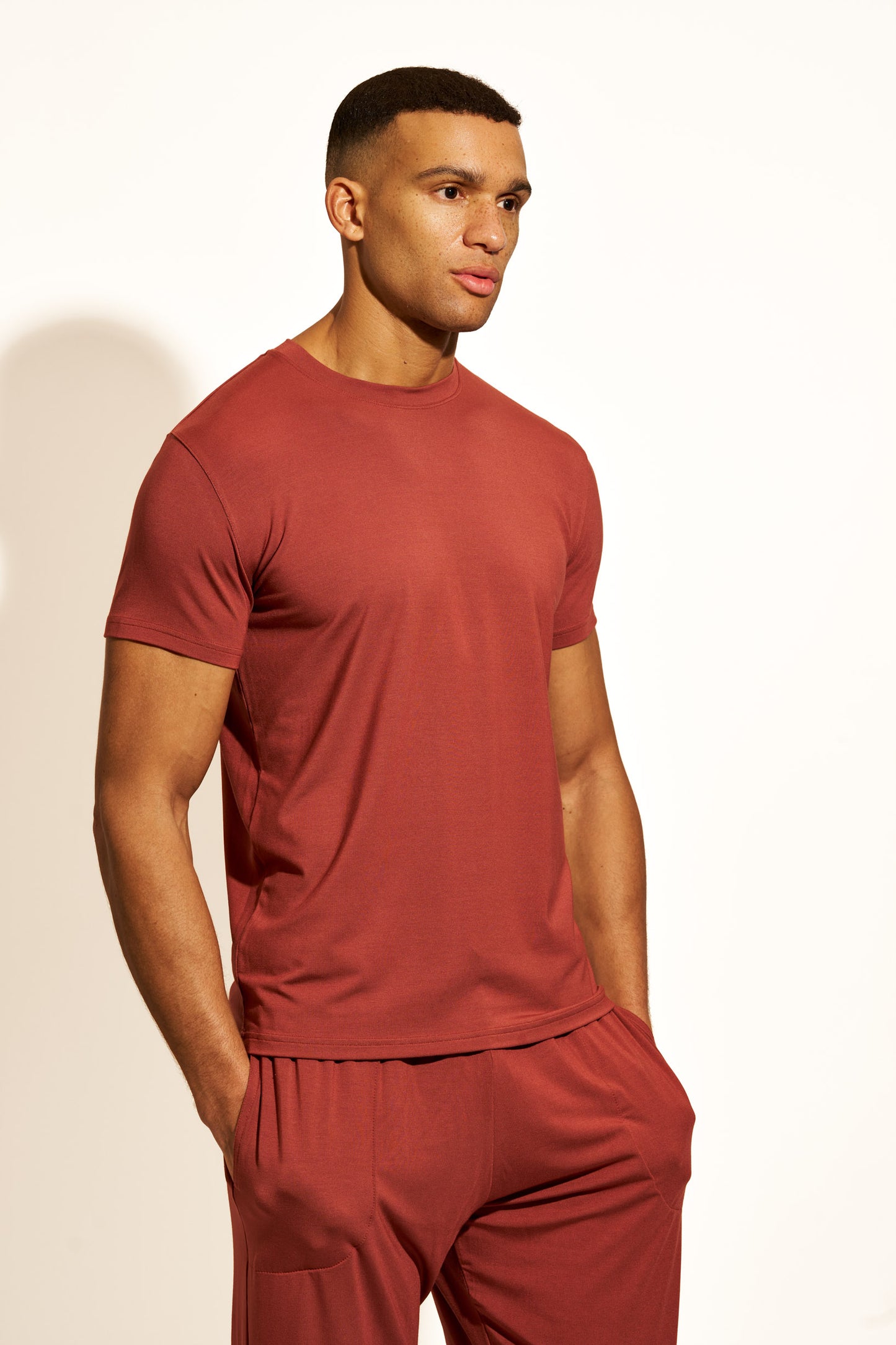 PREMIUM LOUNGEWEAR T-SHIRT - BRANDY SNIFTER