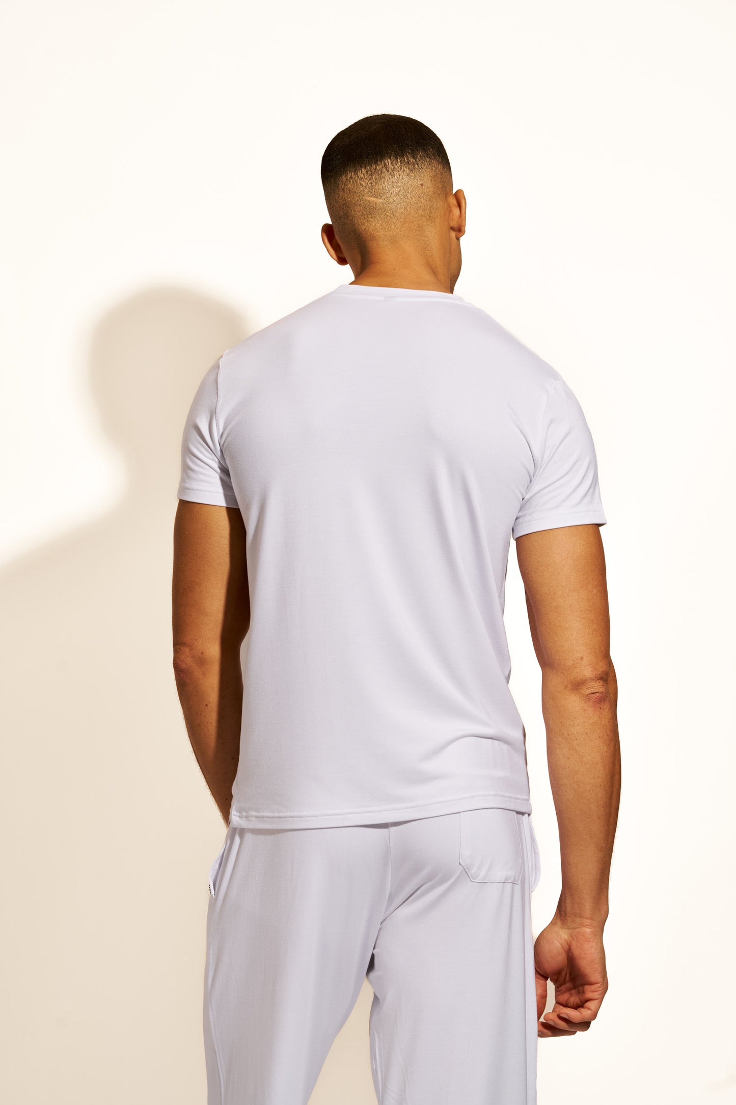 PREMIUM LOUNGEWEAR T-SHIRT - WHITE