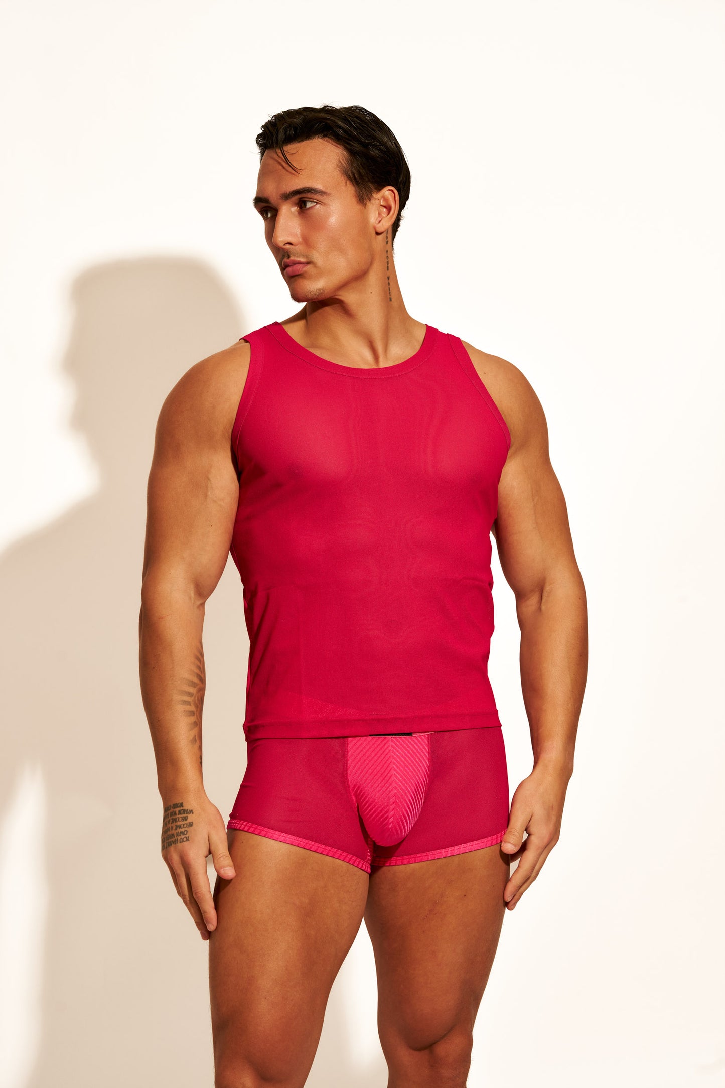 ALLURING MESH TANK TOP - HOT PINK