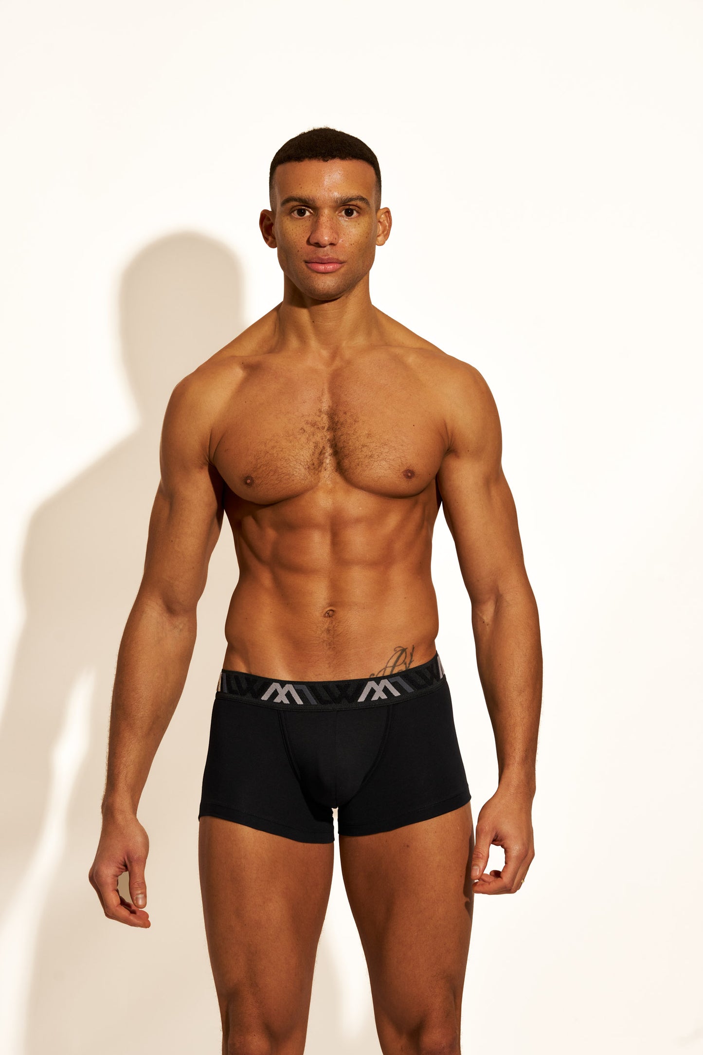 SIGNATURE ORGANIC COTTON TRUNK - BLACK