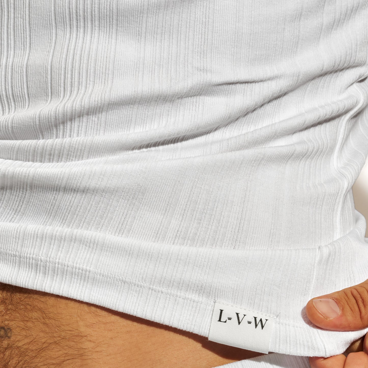 ESSENTIAL EXCLUSIVE TANK TOP REGULAR FIT - WHITE