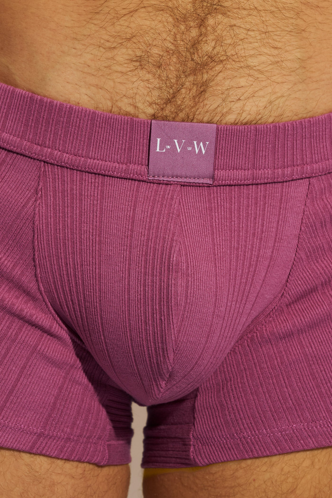 ESSENTIAL EXCLUSIVE TRUNK - WINE